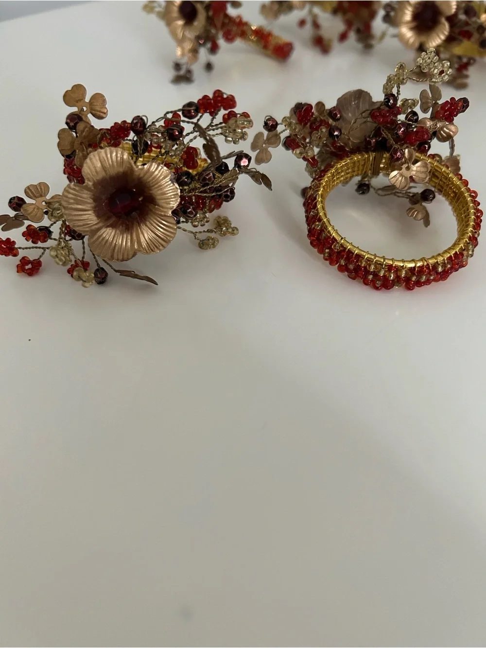 Set of 8 Pier 1 Imports Beaded Floral Napkin Rings – Vintage Gold & Red Holiday